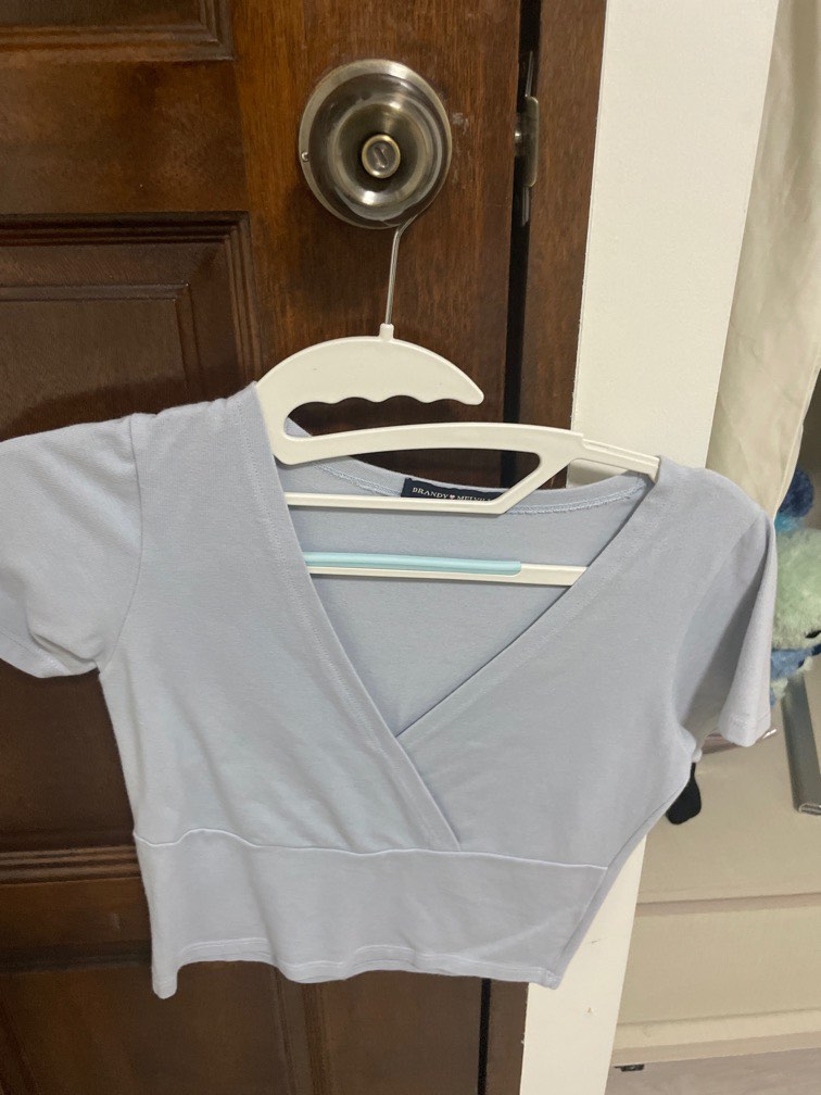 Brandy Melville Gina Top, Women's Fashion, Tops, Shirts on Carousell