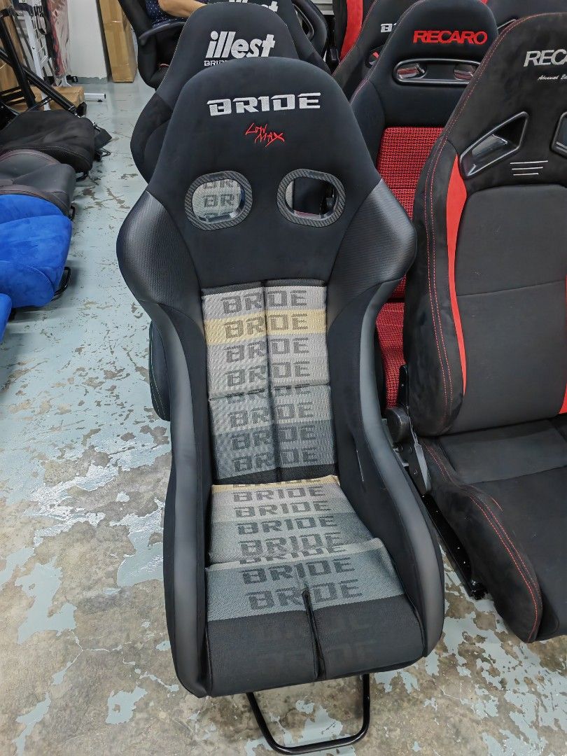 🔥Bride Zeta IV Black & Red Full bucket seats, Car Accessories