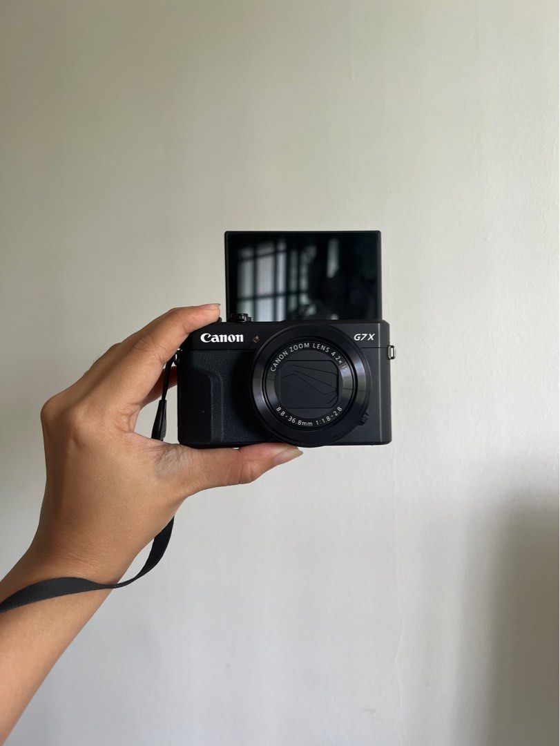 Canon G7X Mark II Point & Shoot Camera, Photography, Cameras on Carousell
