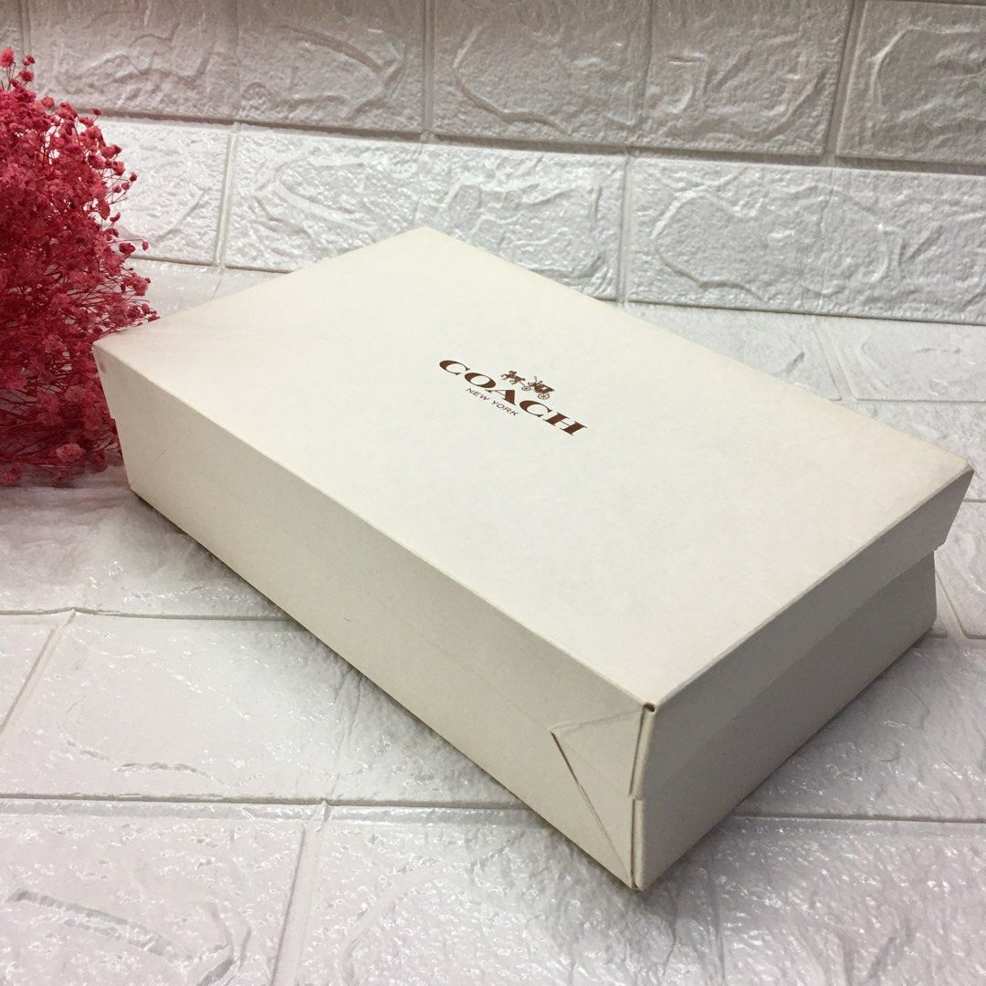 Coach Box Small (Category: Luxury Bags & Wallets) located in Manila. Submitted by thekidshop (Listing ID 1181532967, Image 2). Description: From USA Small size L 10” W 6” H 2.5”.