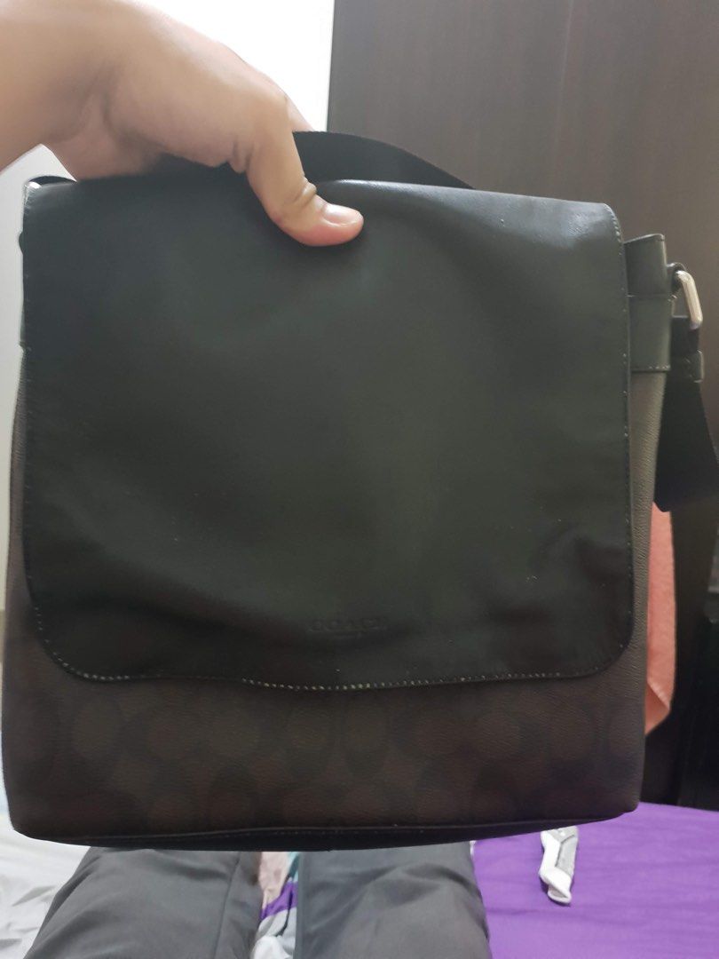 Coach men's 2025 messenger bag outlet