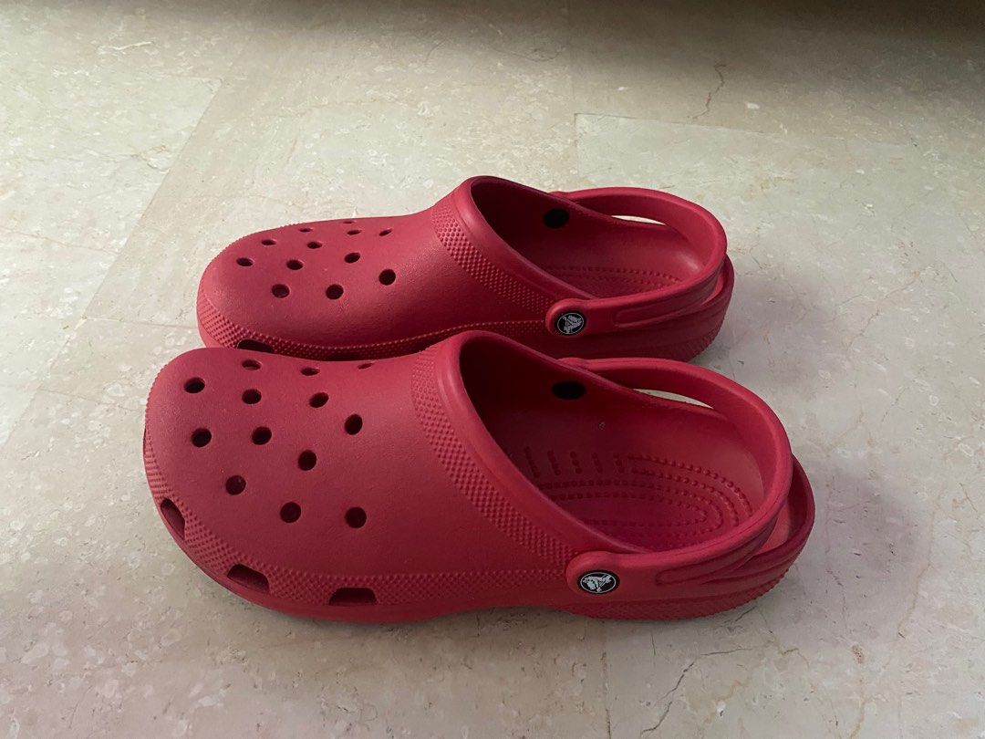 Crocs man size 11 Men s Fashion Footwear Flipflops and Slides