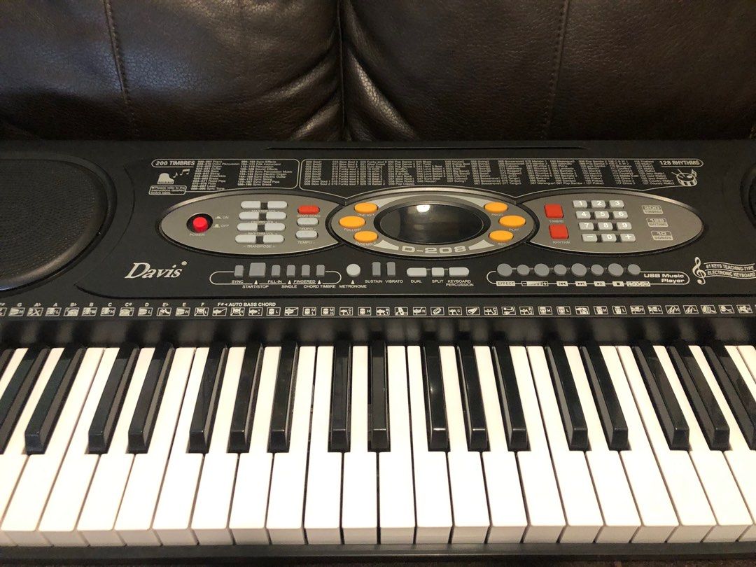 Davis D208 Electric Piano Keyboard, Hobbies & Toys, Music & Media