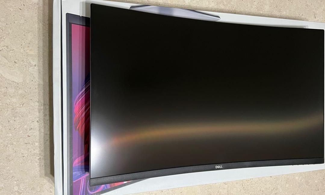 Dell 32 Curved 4K UHD Curved Monitor (S3221QS), Computers & Tech, Parts ...
