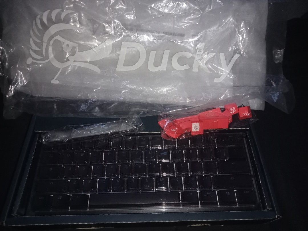Ducky one 2 mini (Category: Computer Keyboard) located in Magalang. Submitted by jeramiehrasco (Listing ID 1196528253, Image 2). Description: FS: Ducky one 2 mini silent red switches WITH ALL INCLUSIONS. 3000 php slightly nego Used for around 1 month Issue: bit of fade on the bottom of Q and W key shipping: LBC, JNT, Lalamove MOP: Gcash Location:Magalang, Pampanga.