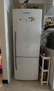 (Category: ) located in . Submitted by ajouer (Listing ID 1196434933, Image 1). Description: .