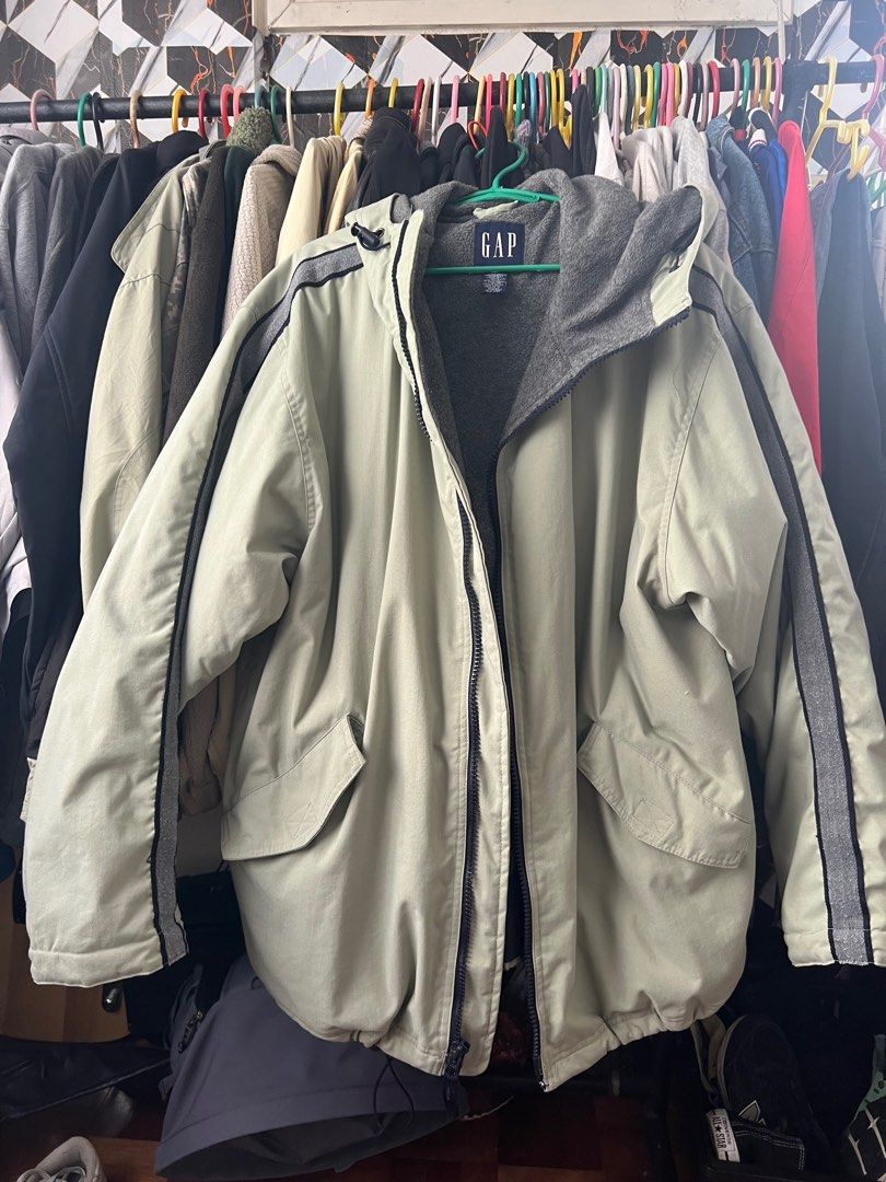 Gap winter jacket, Men's Fashion, Coats, Jackets and Outerwear on Carousell