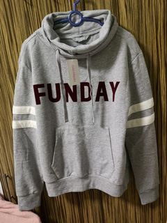 Grey sweatshirt