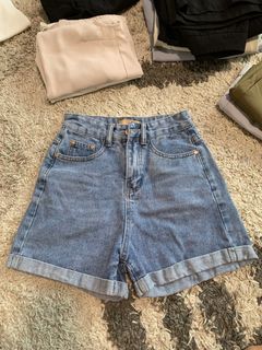 (Category: ) located in . Submitted by smoofsilk (Listing ID 1196449730, Image 1). Description: .