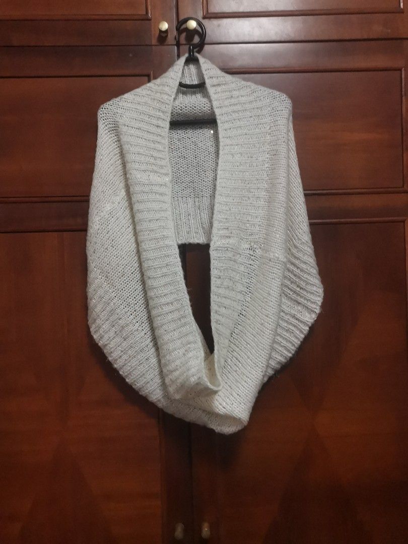 H&m best sale infinity scarf