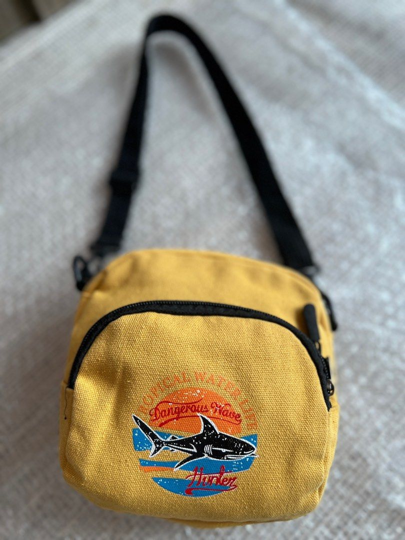 Hurley sling bag new arrivals
