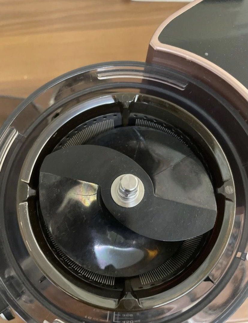 Hurom slow juicer HAIIBG20 (rose gold ), TV & Home Appliances