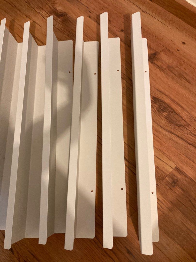 Ikea malmback display top shelf