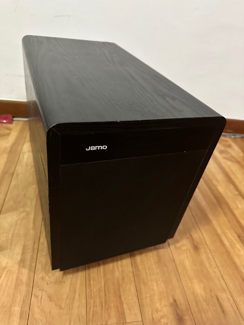 Jamo Sub 250 (for repair), Audio, Soundbars, Speakers & Amplifiers on
