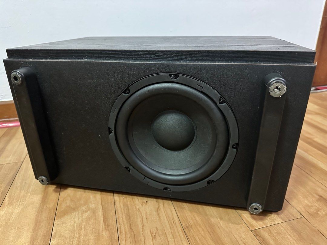 Jamo Sub 250 (for repair), Audio, Soundbars, Speakers & Amplifiers on