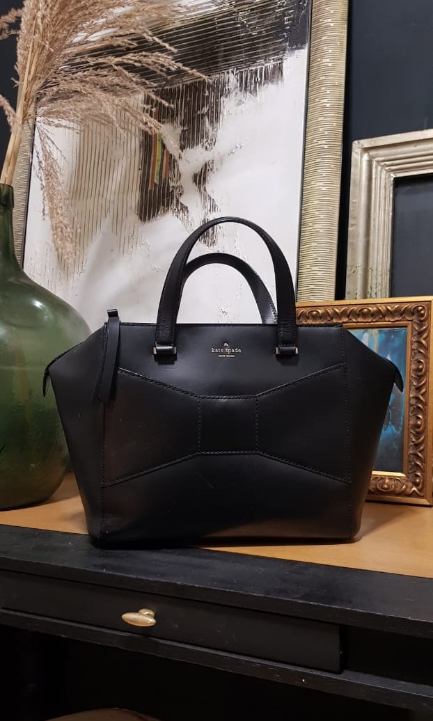 Kate Spade New York Park Ave Beau Bag, Luxury, Bags & Wallets on Carousell
