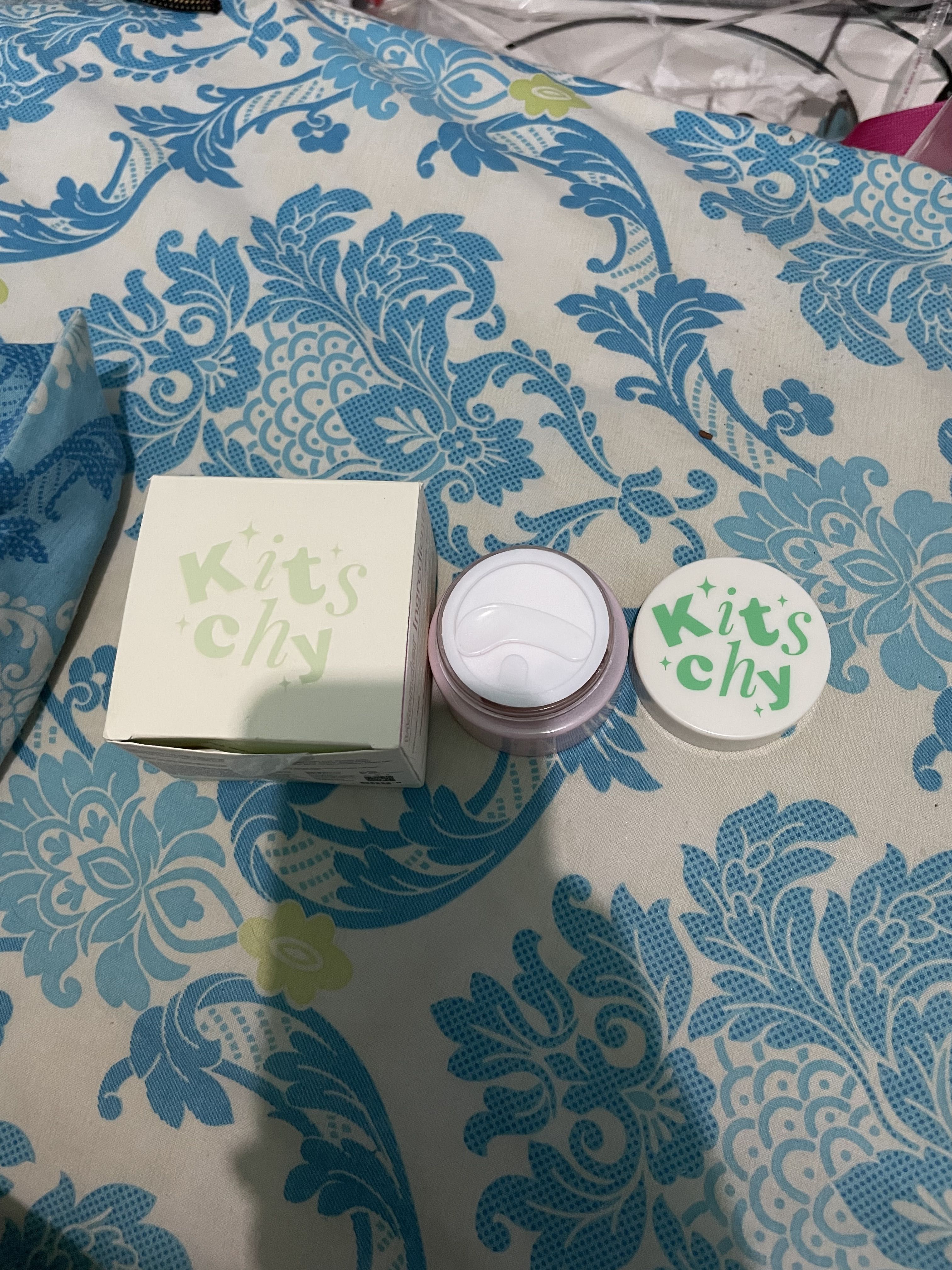 Kitschy Wonder Mask Triple Exfoliating Mask (Chemical, Physical, Enzyme), Kesehatan