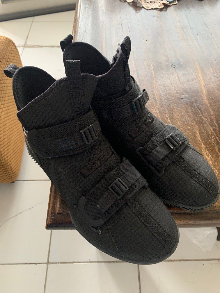LEBRON SOLDIER 13 ALL BLACK ORI - Basketball Shoes Sepatu Basket Lebron  James Special Edition, Fesyen Pria, Sepatu , Lainnya di Carousell