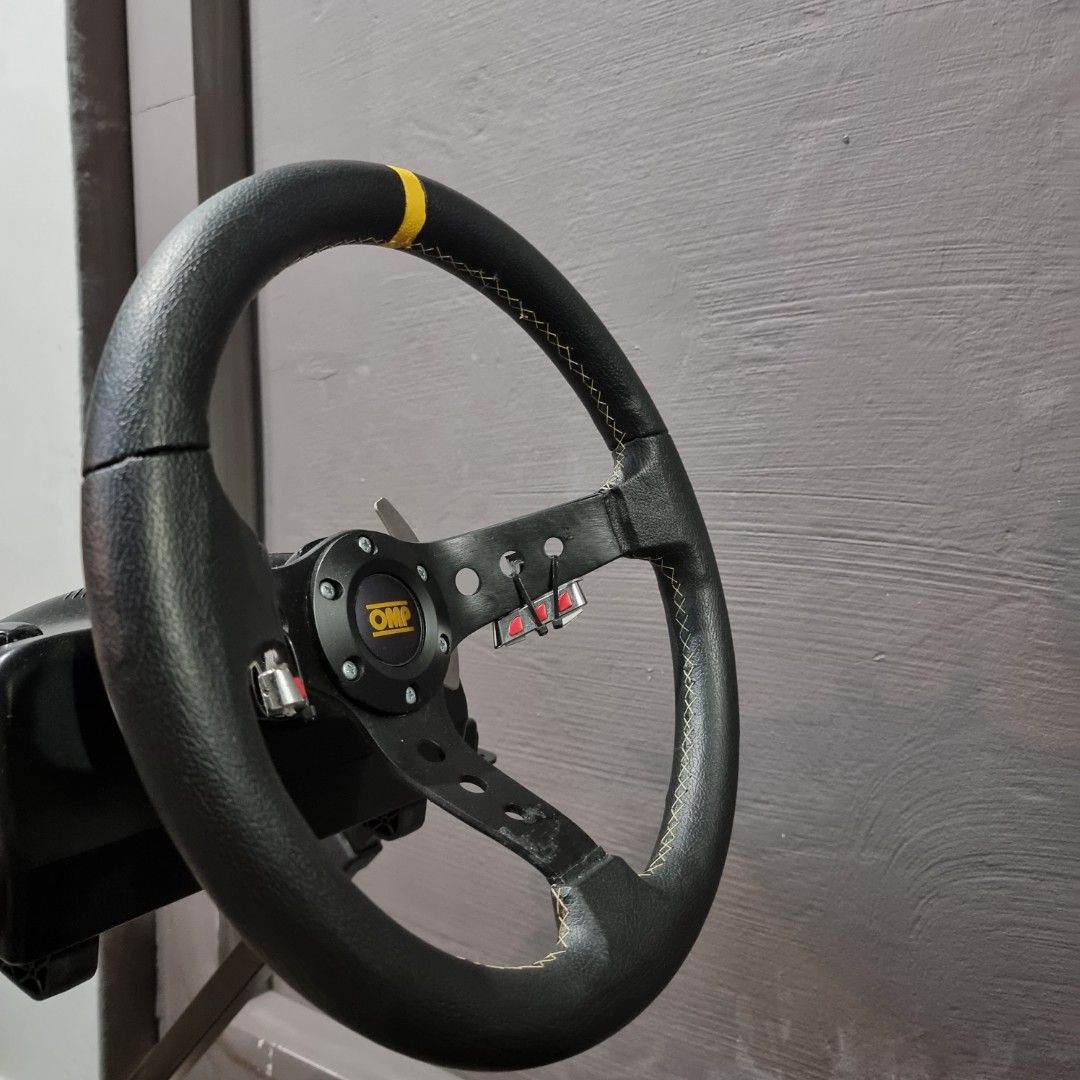 Logitech G27 Steering Wheel not G29 Thrustmaster, Video Gaming, Gaming