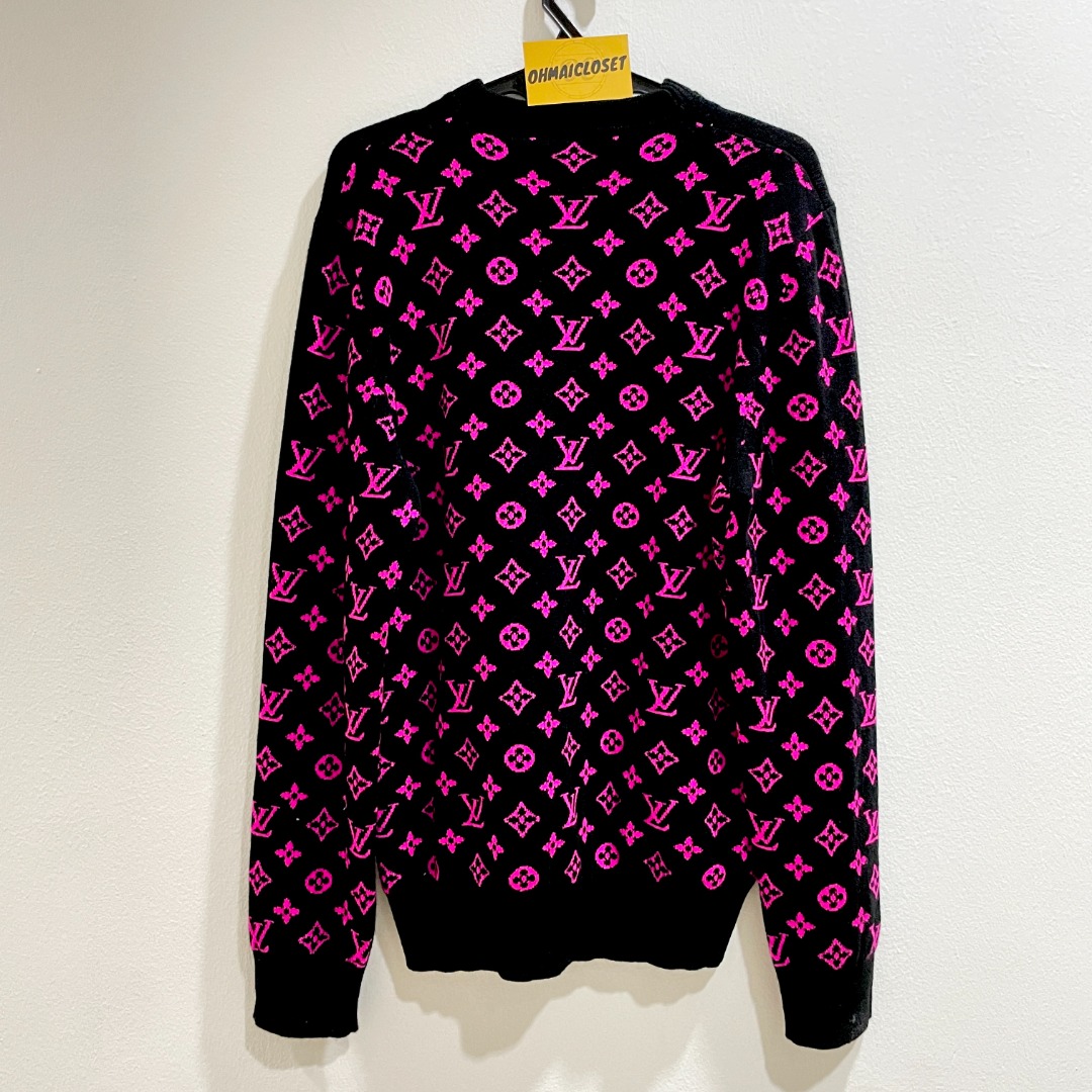 LOUIS VUITTON Half And Half Monogram Crewneck Rose Fluorescent 1A5D0H