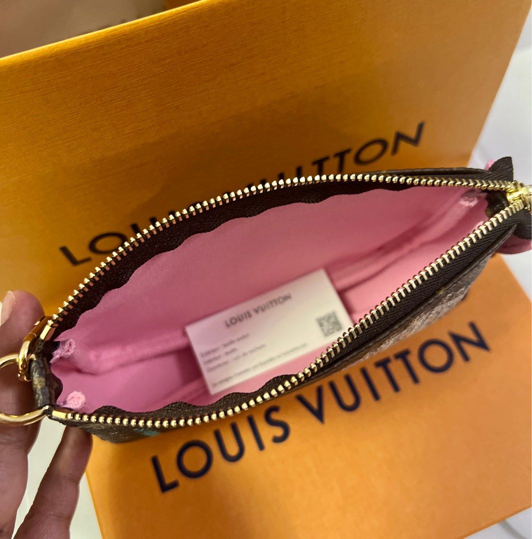 Louis Vuitton Key Pouch Vivienne Holiday Monogram Canvas/Pink