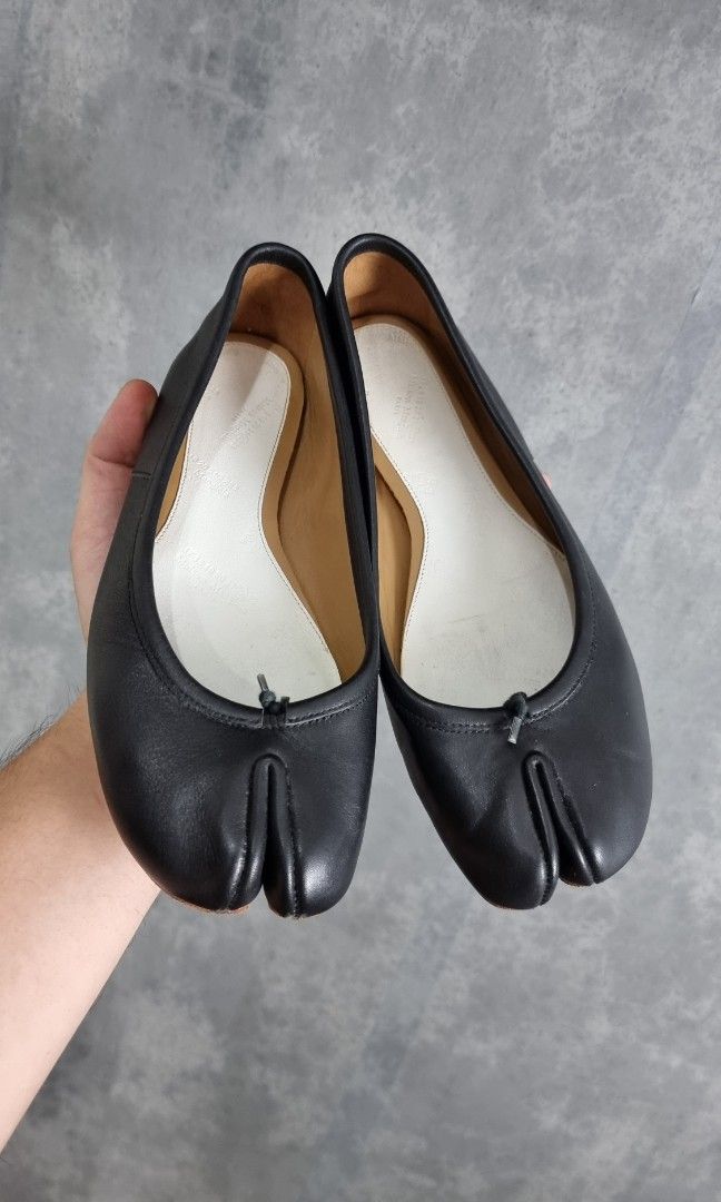 Maison Margiela Tabi leather flats Women s Fashion Footwear