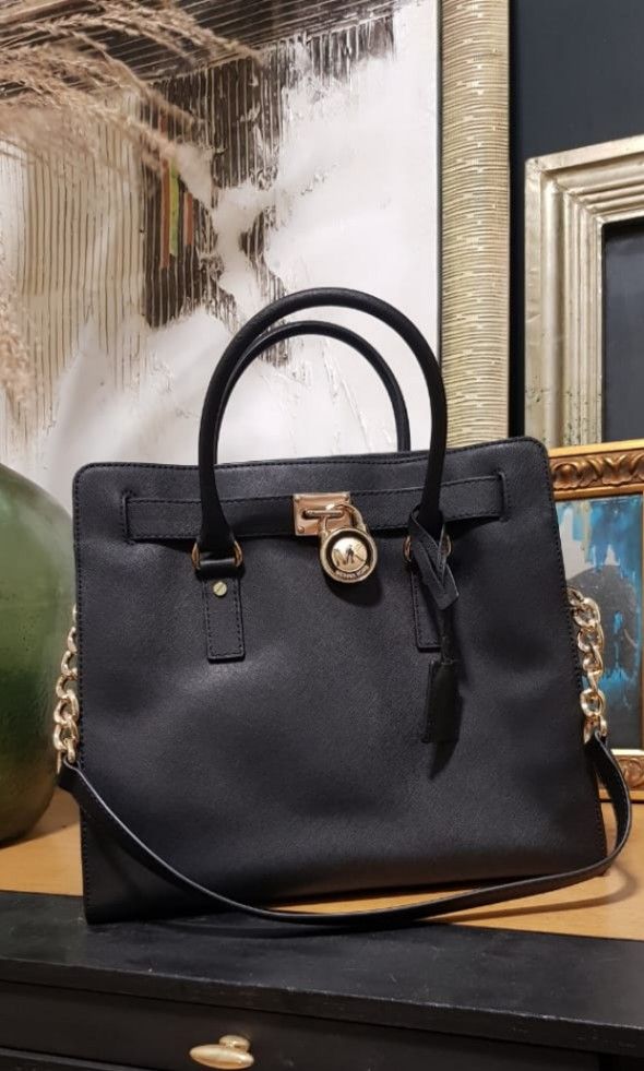 Michael Kors Large Hamilton Tote (original with dust bag), Luxury, Bags &  Wallets on Carousell