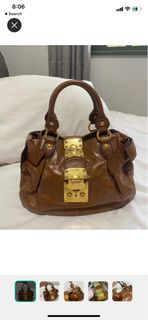 (Category: ) located in . Submitted by shopper143 (Listing ID 1196560467, Image 1). Description: .