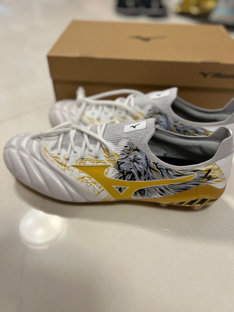 Mizuno Morelia Neo III Beta SR4 Elite, 男裝, 鞋, 波鞋- Carousell