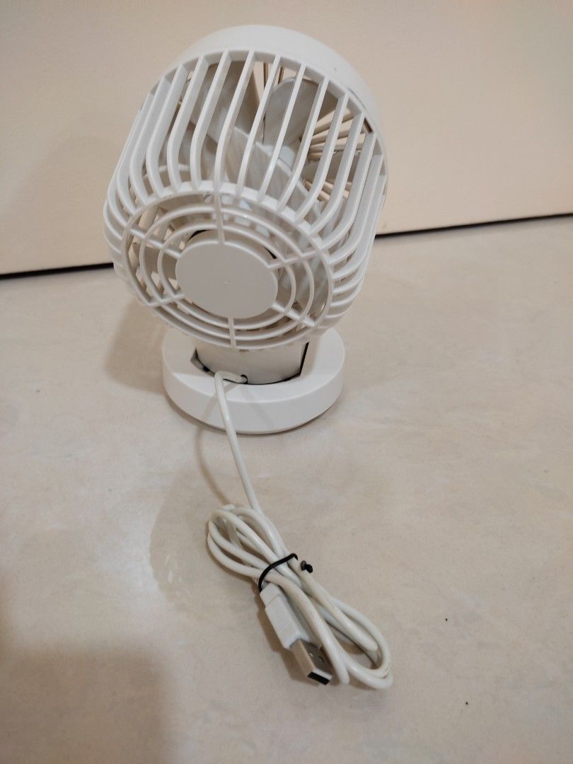 Muji Low Noise USB Desk Fan (Swing Type), Furniture & Home Living