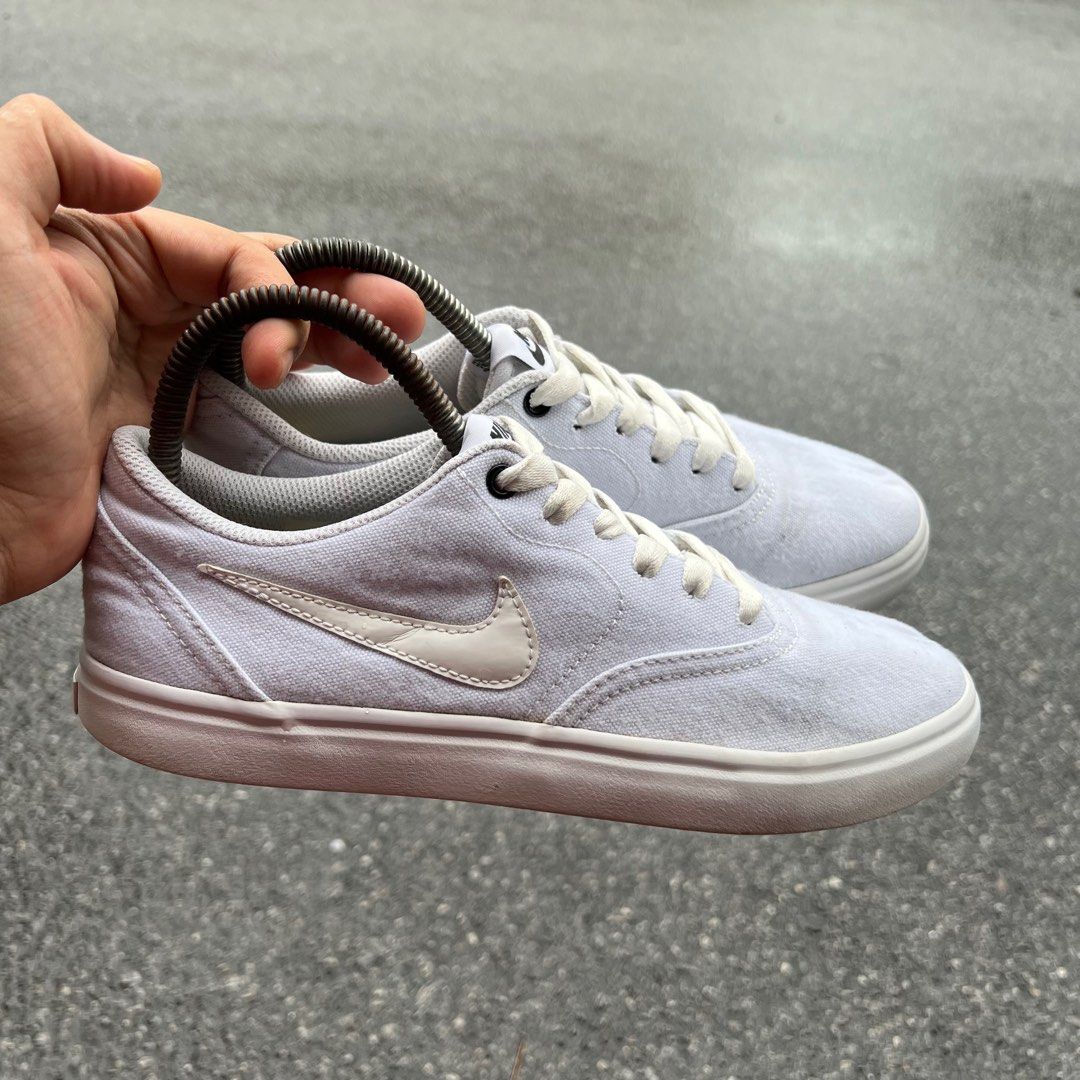 nike sb check white