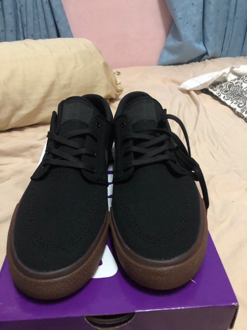 sb zoom janoski cnvs rm