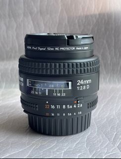 （分類：）位於 。 由 nikon_11 提交（商品編號 1196505203，圖片 1）。簡介： 。