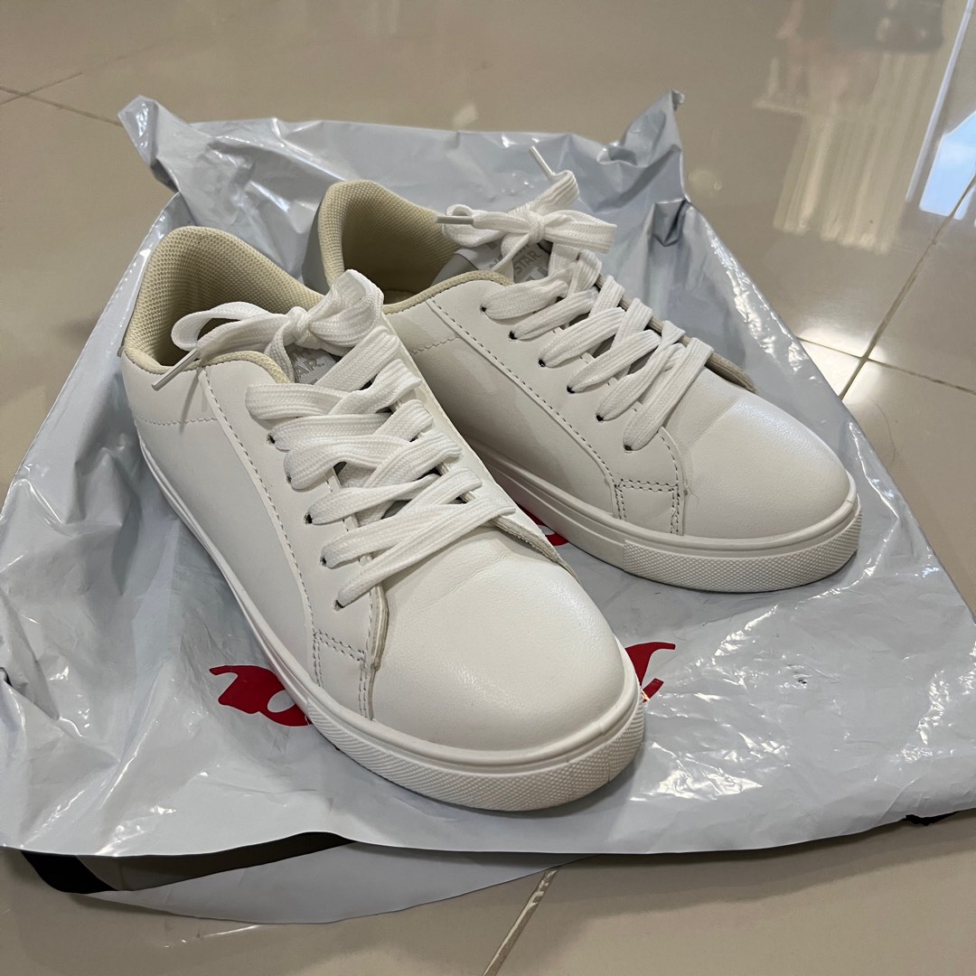 Bata white sales sneakers