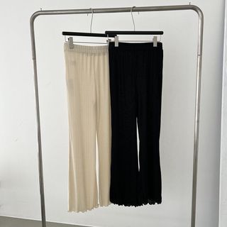 ［onsaturday](Japan)好舒服花邊褲-米白
