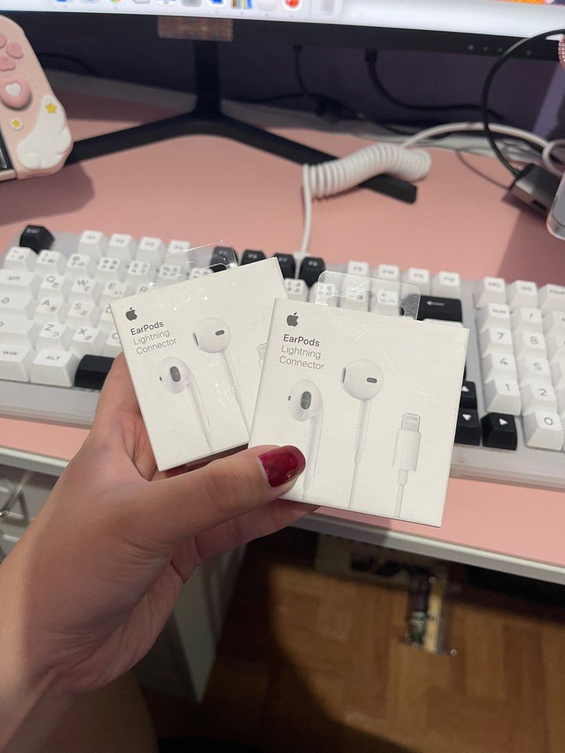 Original Apple EarPods with Lightning Connector, Audio, Earphones on