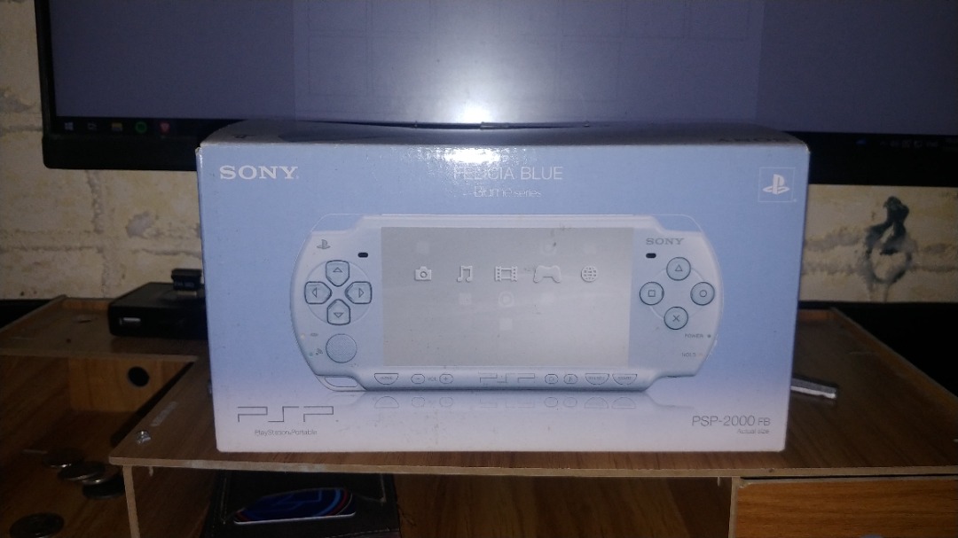 PSP 2000 Felicia Blue CIB (Japan only color), Video Gaming, Video Game Consoles, PlayStation on
