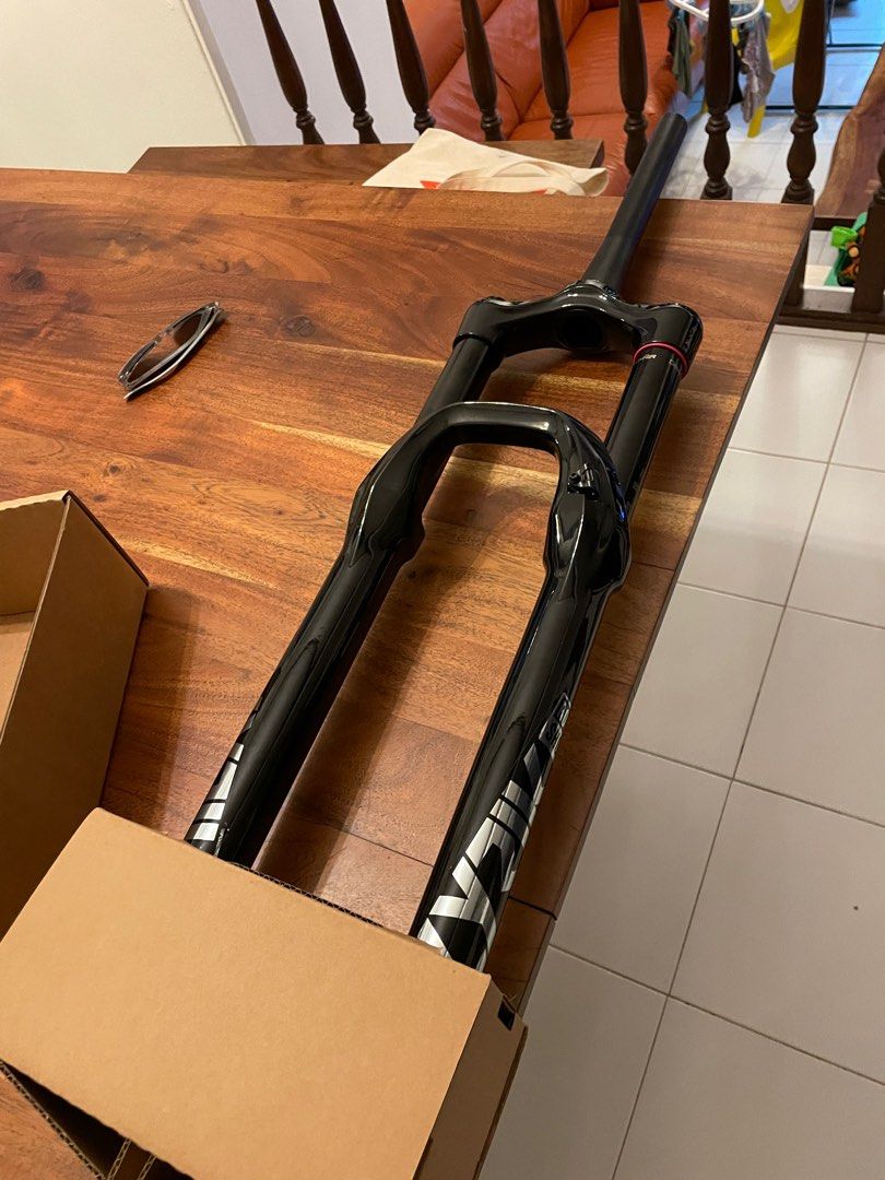 Rockshox lyrik 42mm store offset