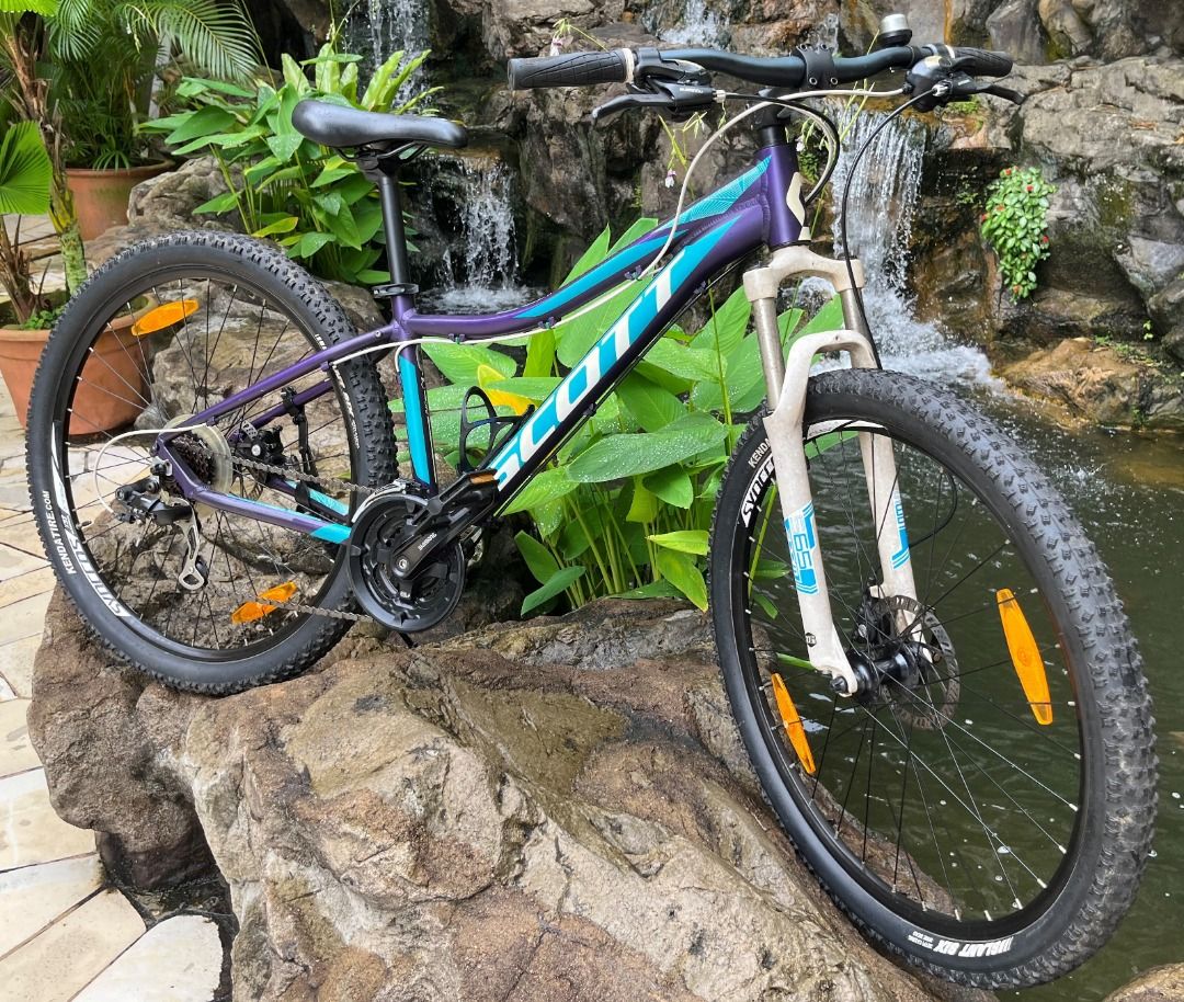 Scott contessa top 740 bike