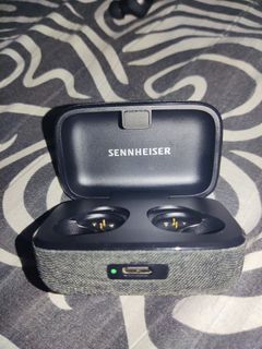 Sennheiser Momentum True Wireless 3 *CASE AND LEFT EAR ONLY*