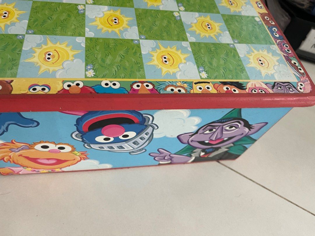 Sesame street best sale wooden toy box