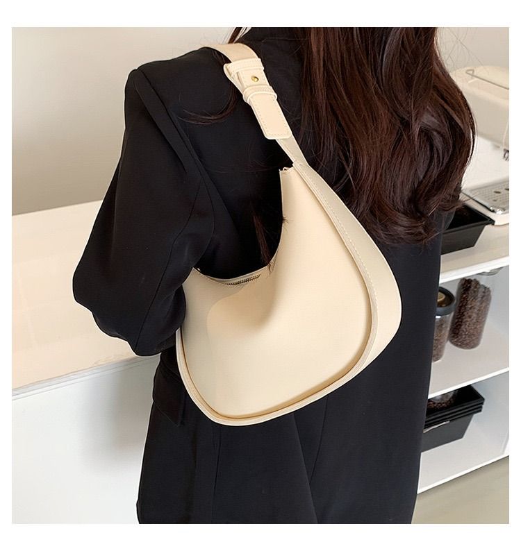 Girls shop new bag