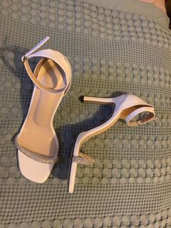 Size 40 white heels