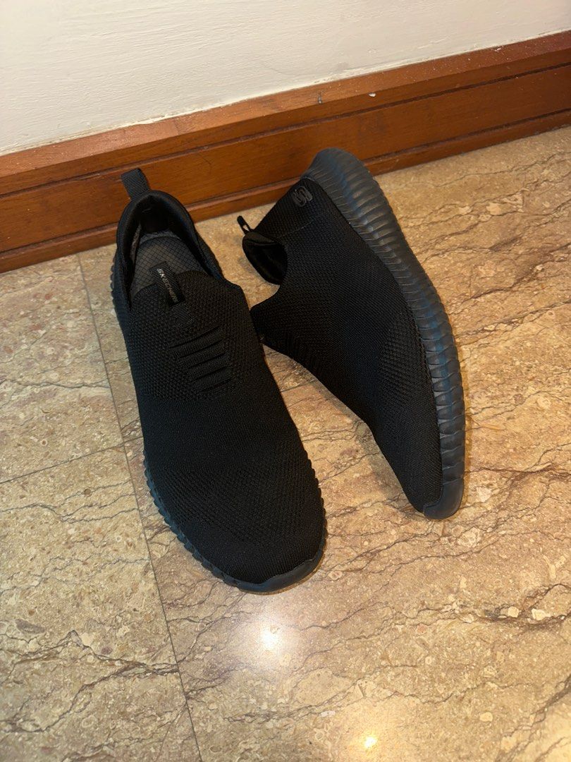 mens sketchers black