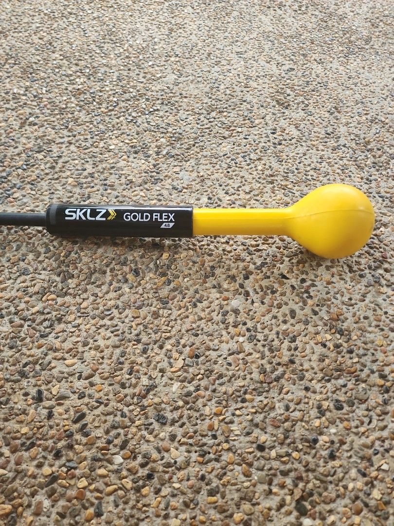 SKLZ GOLD FLEX 48 GOLF SWING TRAINER, Sports Equipment, Sports & Games