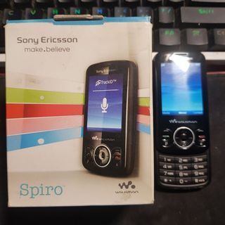 Sony Ericsson Spiro W100i Collectible Unit & Box Only *46517