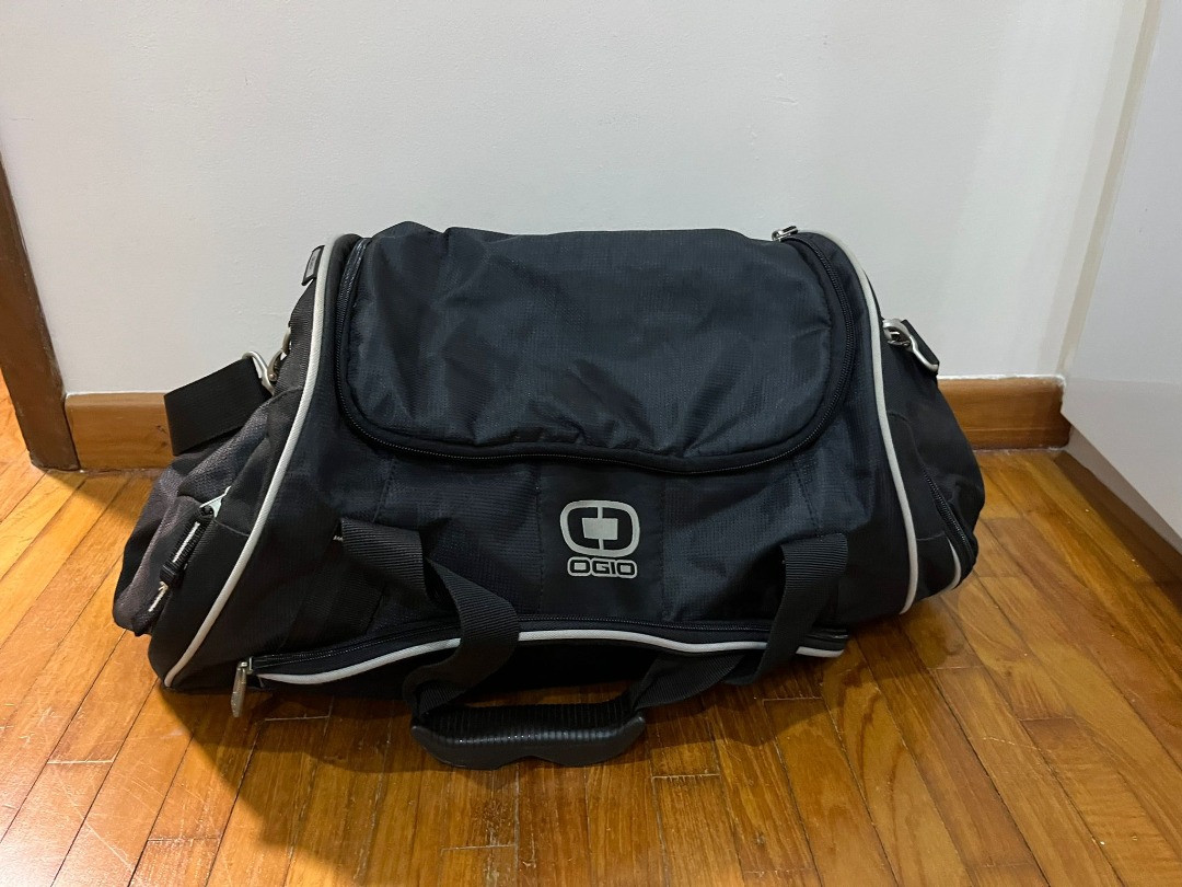 Sports Sling bag, Men's Fashion, Bags, Sling Bags on Carousell