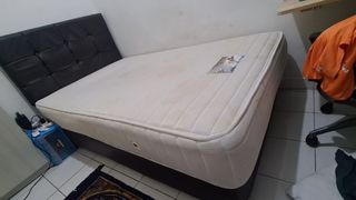 (Kategori: ) berada di . Dikirim oleh LeonardiStore (ID iklan 1196511515, Gambar 1). Deskripsi: .