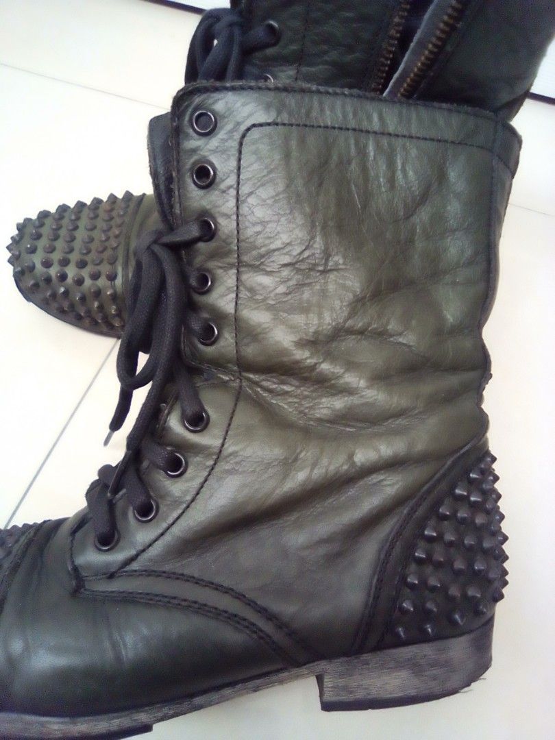 Steve madden tarnney store boots