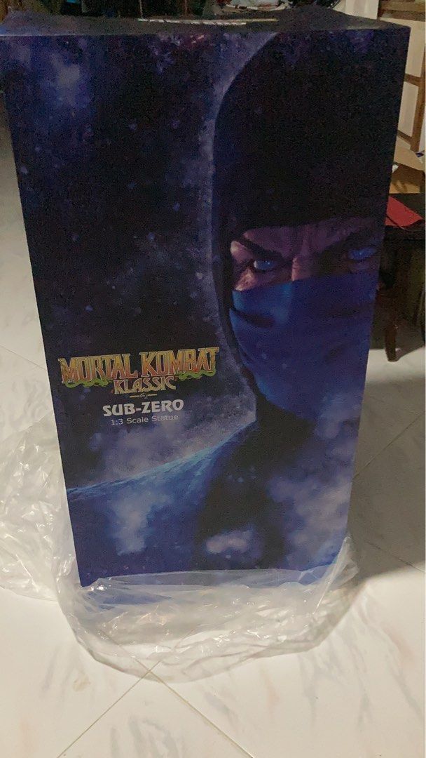 Sub zero PCS (Category: Toy Figures) located in Singapore. Submitted by nobody017 (Listing ID 1196604960, Image 1). Description: Well clearing my Mortal Kombat collection PM me if you’re interested item has been well kept since I bought it and kept in display cabinet handle with gloves:) Rare items come with Certificate too.
